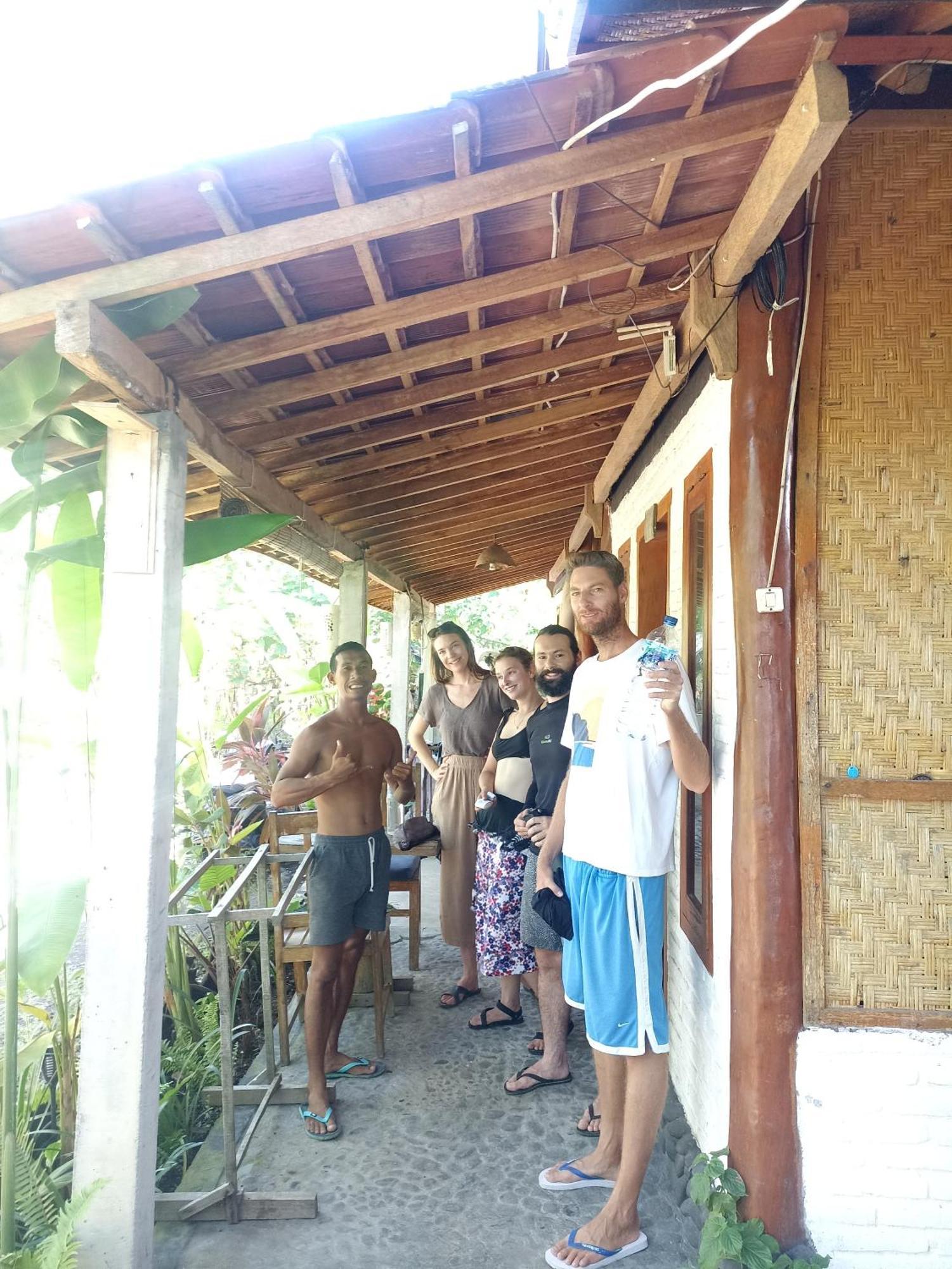 Ayolah Surf House &Surf Camp Apartment Jembrana  Luaran gambar